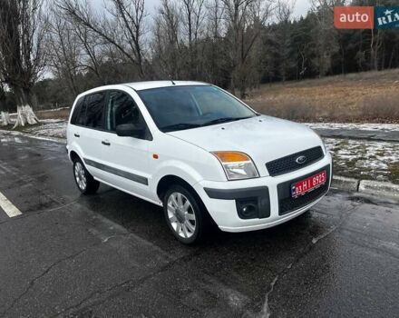 Білий Форд Фьюжен, об'ємом двигуна 1.6 л та пробігом 156 тис. км за 6600 $, фото 1 на Automoto.ua