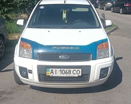 Білий Форд Фьюжен, об'ємом двигуна 1.39 л та пробігом 136 тис. км за 5500 $, фото 1 на Automoto.ua