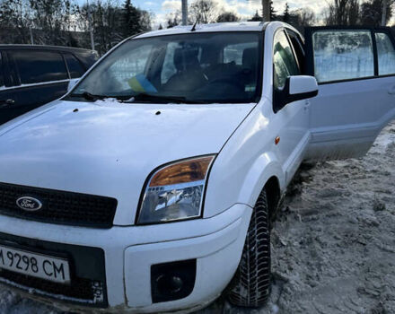 Білий Форд Фьюжен, об'ємом двигуна 1.4 л та пробігом 158 тис. км за 5799 $, фото 1 на Automoto.ua