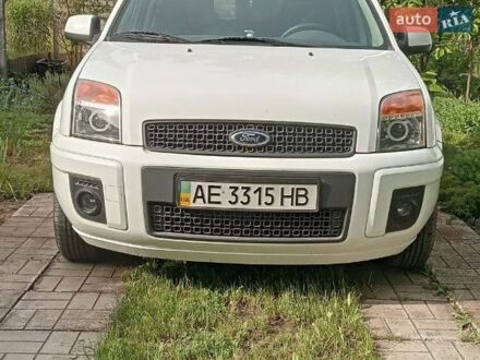 Білий Форд Фьюжен, об'ємом двигуна 1.4 л та пробігом 80 тис. км за 5800 $, фото 1 на Automoto.ua