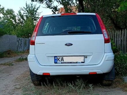 Форд Фьюжн 2011 в Новых Санжарах на Automoto.ua Белый Форд Фьюжн, объемом двигателя 14 л и пробегом 185 тыс. км за 5800 $, фото 1 на Automoto.ua