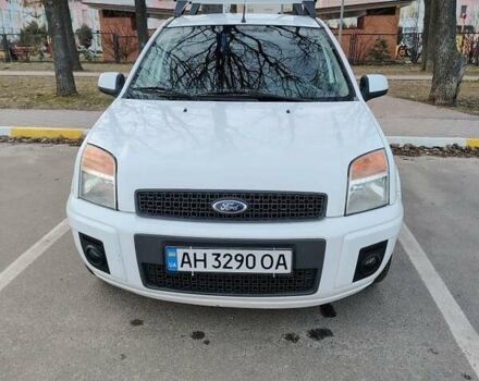 Білий Форд Фьюжен, об'ємом двигуна 1.4 л та пробігом 154 тис. км за 5400 $, фото 1 на Automoto.ua