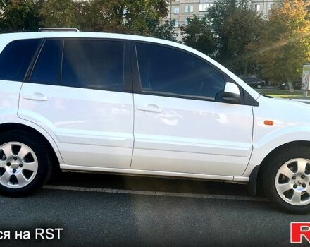 Білий Форд Фьюжен, об'ємом двигуна 1.4 л та пробігом 137 тис. км за 5999 $, фото 1 на Automoto.ua