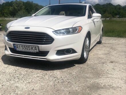 Белый Форд Фьюжн, объемом двигателя 2 л и пробегом 453 тыс. км за 8500 $, фото 1 на Automoto.ua