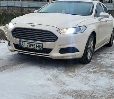 Форд Фьюжен 2012 у Києві на Automoto.ua Білий Форд Фьюжен, об'ємом двигуна 2.5 л та пробігом 283 тис. км за 9000 $, фото 1 на Automoto.ua