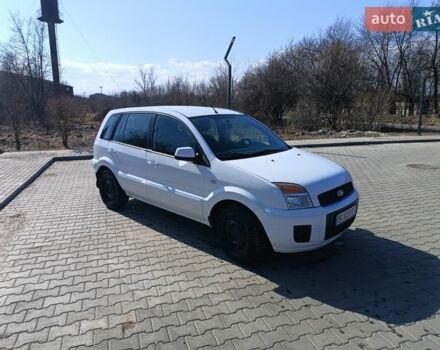 Білий Форд Фьюжен, об'ємом двигуна 1.4 л та пробігом 188 тис. км за 4500 $, фото 1 на Automoto.ua