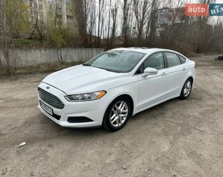 Белый Форд Фьюжн, объемом двигателя 2.5 л и пробегом 123 тыс. км за 7500 $, фото 1 на Automoto.ua