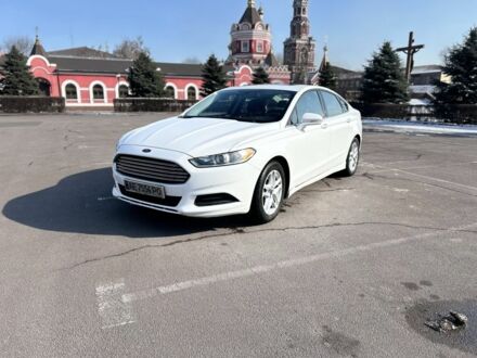 Форд Фьюжен 2013 у Кам'янське (Дніпродзержинськ) на Automoto.ua Білий Форд Фьюжен, об'ємом двигуна 2.5 л та пробігом 101 тис. км за 10000 $, фото 1 на Automoto.ua