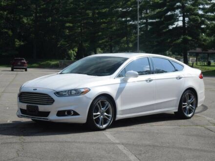 Форд Фьюжн 2013 в Черновцах на Automoto.ua Белый Форд Фьюжн, объемом двигателя 2 л и пробегом 144 тыс. км за 9000 $, фото 1 на Automoto.ua