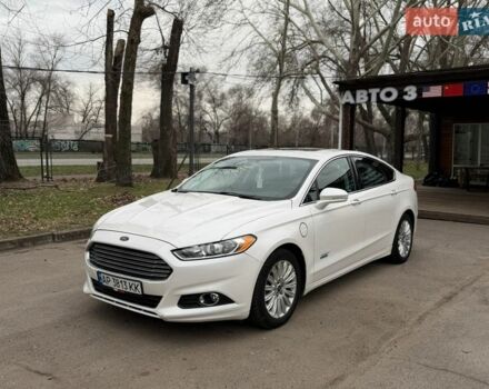 Білий Форд Фьюжен, об'ємом двигуна 2 л та пробігом 252 тис. км за 12800 $, фото 1 на Automoto.ua