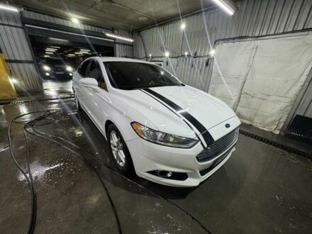 Белый Форд Фьюжн, объемом двигателя 2.5 л и пробегом 237 тыс. км за 10699 $, фото 1 на Automoto.ua