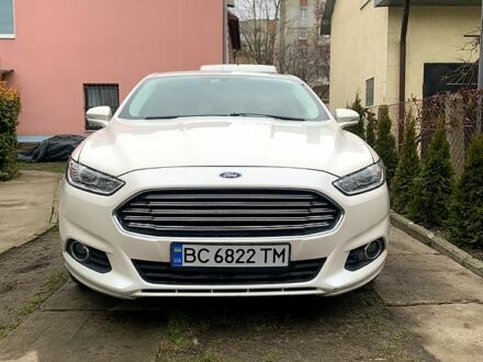 Форд Фьюжен 2013 у Львові на Automoto.ua Білий Форд Фьюжен, об'ємом двигуна 20 л та пробігом 234 тис. км за 9000 $, фото 1 на Automoto.ua