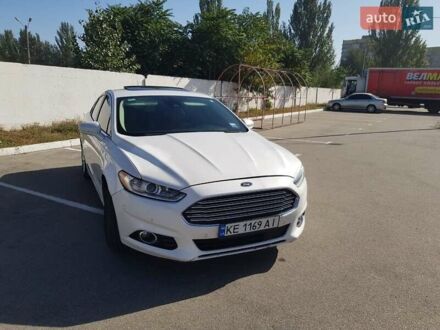 Форд Фьюжн 2013 в Днепре (Днепропетровске) на Automoto.ua Белый Форд Фьюжн, объемом двигателя 2 л и пробегом 190 тыс. км за 9900 $, фото 1 на Automoto.ua