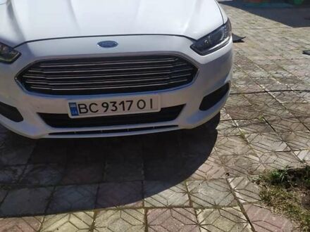 Білий Форд Фьюжен, об'ємом двигуна 2.49 л та пробігом 176 тис. км за 8400 $, фото 1 на Automoto.ua