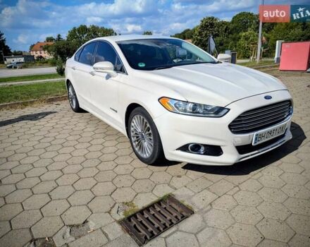 Белый Форд Фьюжн, объемом двигателя 2 л и пробегом 172 тыс. км за 10500 $, фото 1 на Automoto.ua