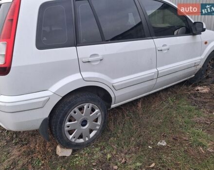 Белый Форд Фьюжн, объемом двигателя 1.6 л и пробегом 130 тыс. км за 8500 $, фото 1 на Automoto.ua