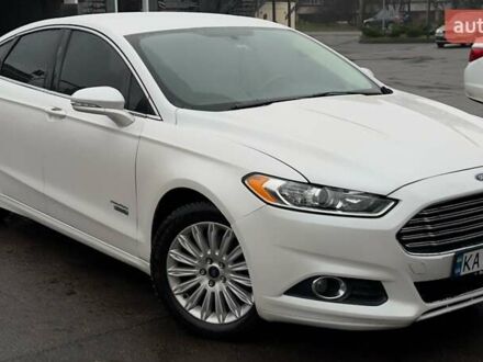 Белый Форд Фьюжн, объемом двигателя 2 л и пробегом 220 тыс. км за 11700 $, фото 1 на Automoto.ua