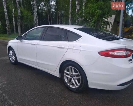 Белый Форд Фьюжн, объемом двигателя 2.5 л и пробегом 220 тыс. км за 11000 $, фото 1 на Automoto.ua