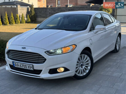Форд Фьюжен 2013 у Львові на Automoto.ua Білий Форд Фьюжен, об'ємом двигуна 2 л та пробігом 149 тис. км за 10200 $, фото 1 на Automoto.ua