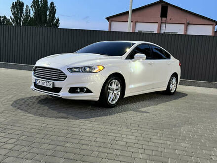 Форд Фьюжн 2013 в Кропивницком (Кировограде) на Automoto.ua Белый Форд Фьюжн, объемом двигателя 2.5 л и пробегом 160 тыс. км за 11100 $, фото 1 на Automoto.ua