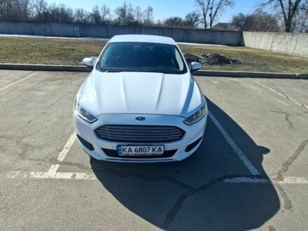 Белый Форд Фьюжн, объемом двигателя 2.5 л и пробегом 189 тыс. км за 9100 $, фото 1 на Automoto.ua