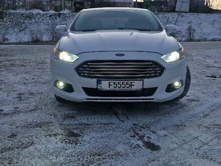 Білий Форд Фьюжен, об'ємом двигуна 2 л та пробігом 260 тис. км за 11700 $, фото 1 на Automoto.ua