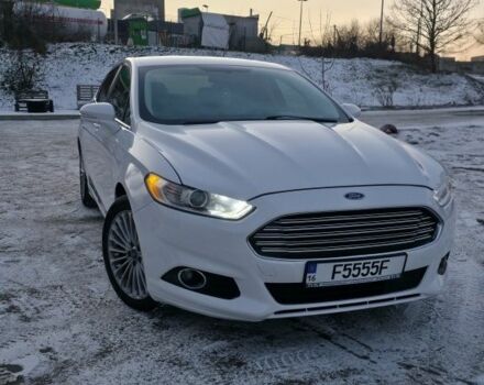 Белый Форд Фьюжн, объемом двигателя 2 л и пробегом 260 тыс. км за 11700 $, фото 1 на Automoto.ua