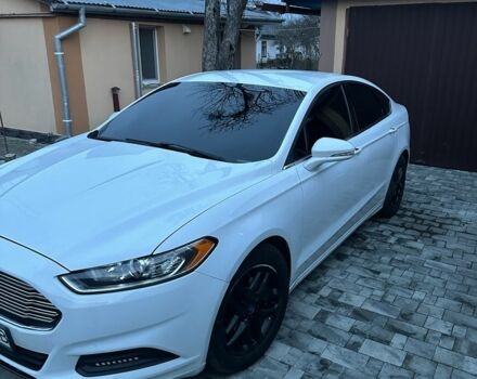 Белый Форд Фьюжн, объемом двигателя 1.6 л и пробегом 186 тыс. км за 8500 $, фото 1 на Automoto.ua