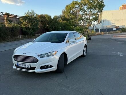 Білий Форд Фьюжен, об'ємом двигуна 2 л та пробігом 240 тис. км за 8400 $, фото 1 на Automoto.ua