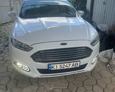 Белый Форд Фьюжн, объемом двигателя 2 л и пробегом 177 тыс. км за 11000 $, фото 1 на Automoto.ua