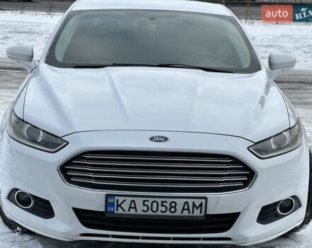 Белый Форд Фьюжн, объемом двигателя 2.5 л и пробегом 260 тыс. км за 8400 $, фото 1 на Automoto.ua