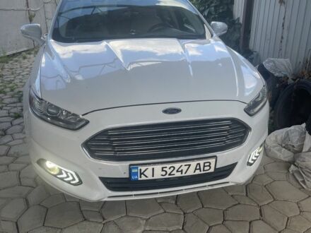 Белый Форд Фьюжн, объемом двигателя 2 л и пробегом 177 тыс. км за 11074 $, фото 1 на Automoto.ua