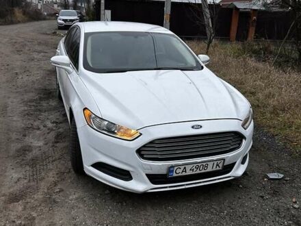 Белый Форд Фьюжн, объемом двигателя 2 л и пробегом 199 тыс. км за 13000 $, фото 1 на Automoto.ua