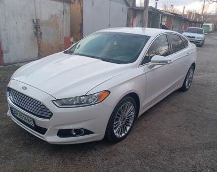 Белый Форд Фьюжн, объемом двигателя 2 л и пробегом 163 тыс. км за 10700 $, фото 1 на Automoto.ua