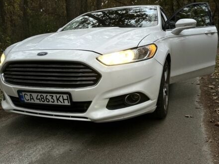 Форд Фьюжн 2013 в Корсунь-Шевченковском на Automoto.ua Белый Форд Фьюжн, объемом двигателя 1.6 л и пробегом 206 тыс. км за 8900 $, фото 1 на Automoto.ua
