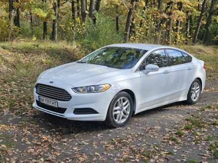 Форд Фьюжн 2013 в Умани на Automoto.ua Белый Форд Фьюжн, объемом двигателя 2.5 л и пробегом 213 тыс. км за 9600 $, фото 1 на Automoto.ua
