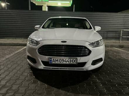 Форд Фьюжн 2014 в Житомире на Automoto.ua Белый Форд Фьюжн, объемом двигателя 2.5 л и пробегом 207 тыс. км за 10100 $, фото 1 на Automoto.ua