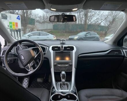 Білий Форд Фьюжен, об'ємом двигуна 2.5 л та пробігом 221 тис. км за 9700 $, фото 1 на Automoto.ua