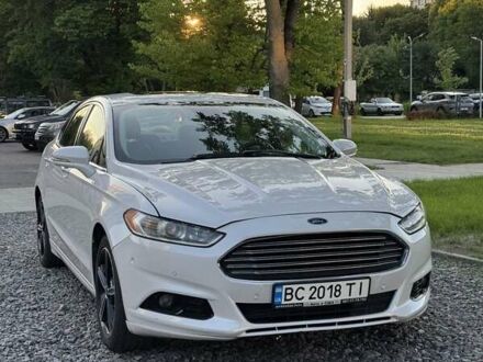 Форд Фьюжн 2014 в Львове на Automoto.ua Белый Форд Фьюжн, объемом двигателя 2 л и пробегом 304 тыс. км за 11000 $, фото 1 на Automoto.ua