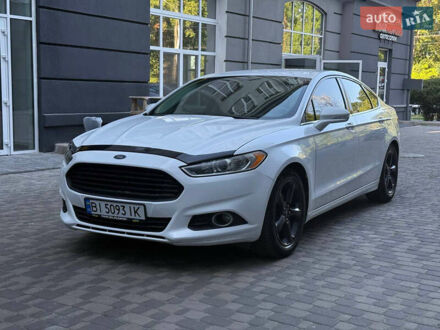 Білий Форд Фьюжен, об'ємом двигуна 1.5 л та пробігом 270 тис. км за 8200 $, фото 1 на Automoto.ua