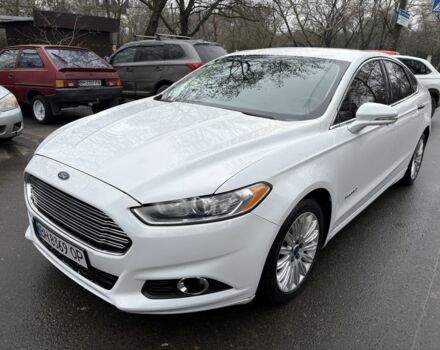 Білий Форд Фьюжен, об'ємом двигуна 2 л та пробігом 196 тис. км за 11900 $, фото 1 на Automoto.ua