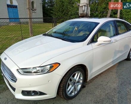 Білий Форд Фьюжен, об'ємом двигуна 1.5 л та пробігом 268 тис. км за 10000 $, фото 1 на Automoto.ua
