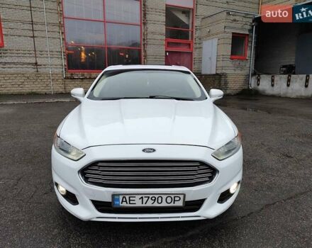 Білий Форд Фьюжен, об'ємом двигуна 2.5 л та пробігом 216 тис. км за 8500 $, фото 1 на Automoto.ua
