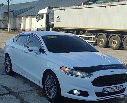 Белый Форд Фьюжн, объемом двигателя 2 л и пробегом 218 тыс. км за 10000 $, фото 1 на Automoto.ua