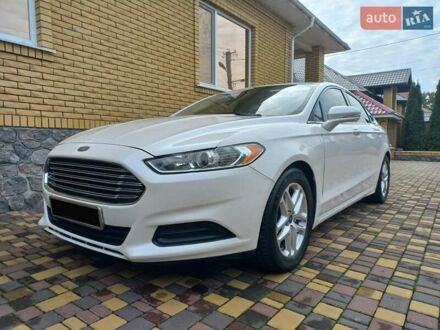 Форд Фьюжн 2014 в Красноград на Automoto.ua Белый Форд Фьюжн, объемом двигателя 2.5 л и пробегом 180 тыс. км за 10500 $, фото 1 на Automoto.ua