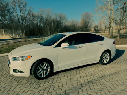 Белый Форд Фьюжн, объемом двигателя 2.5 л и пробегом 123 тыс. км за 11700 $, фото 1 на Automoto.ua