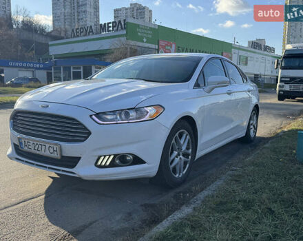 Білий Форд Фьюжен, об'ємом двигуна 2.5 л та пробігом 147 тис. км за 11500 $, фото 1 на Automoto.ua