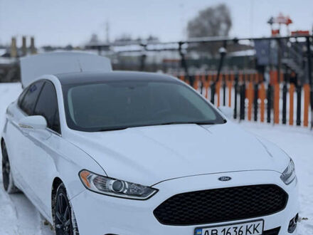 Білий Форд Фьюжен, об'ємом двигуна 2.49 л та пробігом 220 тис. км за 9700 $, фото 1 на Automoto.ua