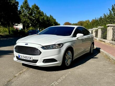 Белый Форд Фьюжн, объемом двигателя 2.5 л и пробегом 149 тыс. км за 10590 $, фото 1 на Automoto.ua