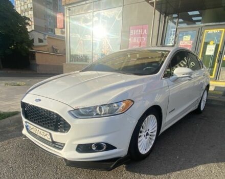 Білий Форд Фьюжен, об'ємом двигуна 2 л та пробігом 270 тис. км за 12000 $, фото 1 на Automoto.ua
